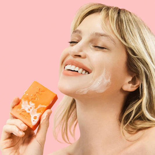 Makari vitamin c & turmeric facial cleaning bar